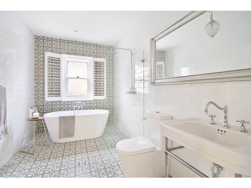 10 Tyneside Avenue, Willoughby NSW 2068