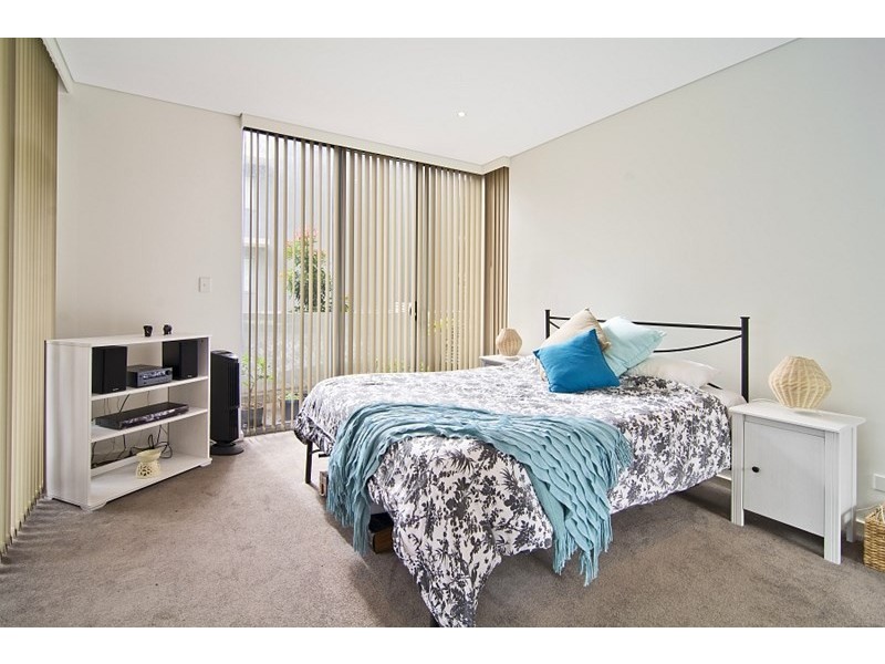 1.02/76-82 Gordon Crescent, Lane Cove NSW 2066