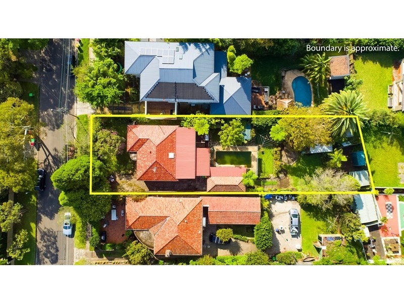 4 Sugarloaf Crescent, Castlecrag NSW 2068