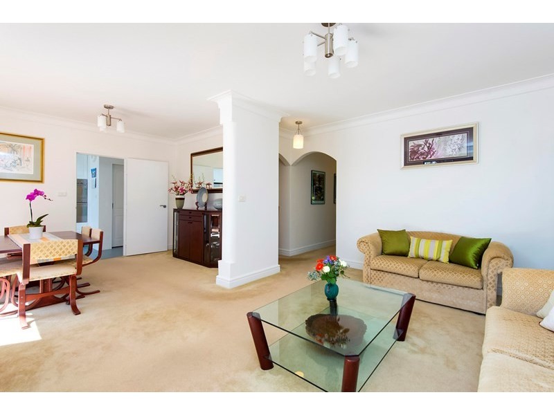 11/21-23 Goodchap Road, Chatswood NSW 2067