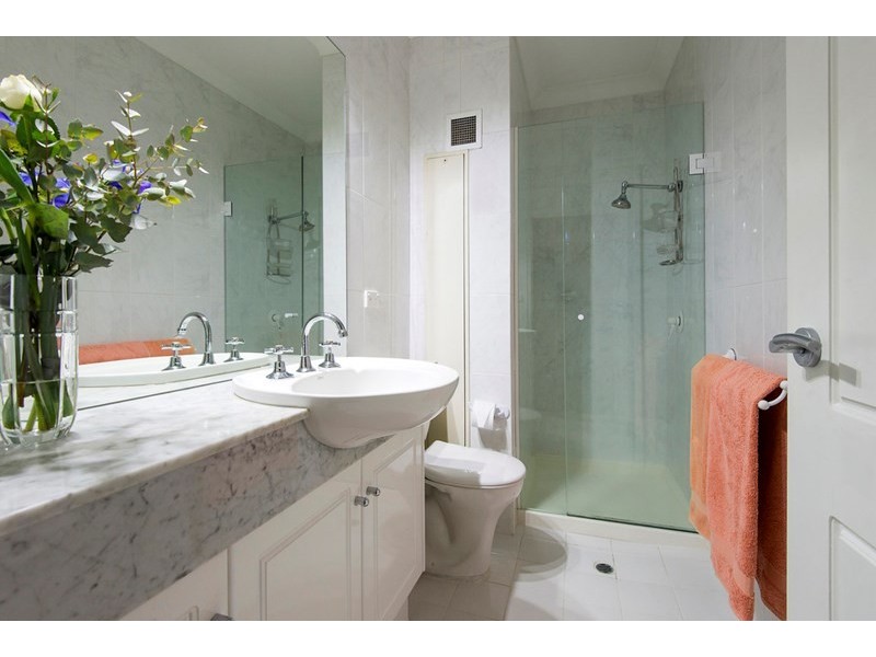 11/21-23 Goodchap Road, Chatswood NSW 2067