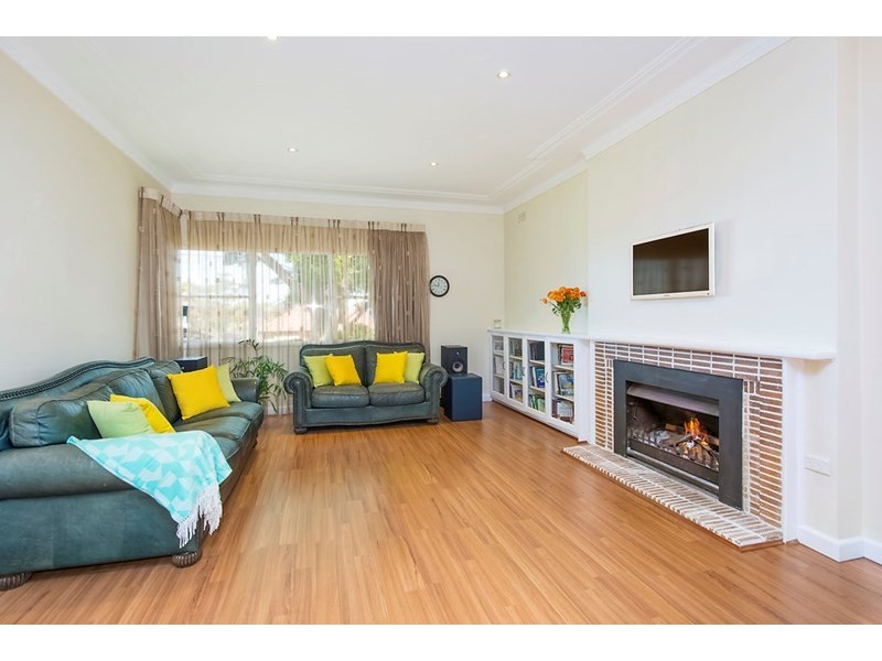 11 Warners Avenue, Willoughby NSW 2068