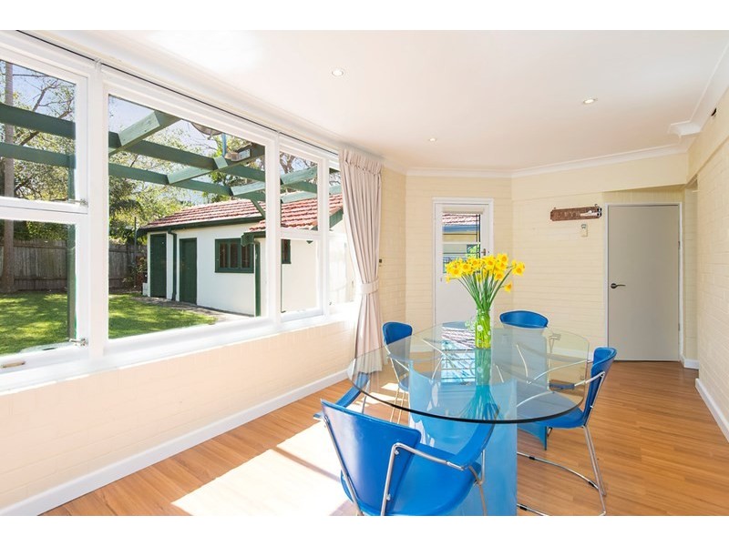 11 Warners Avenue, Willoughby NSW 2068