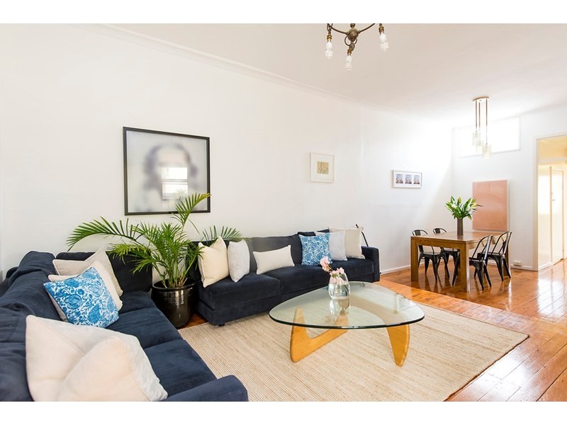 8 Crabbes Avenue, Willoughby NSW 2068