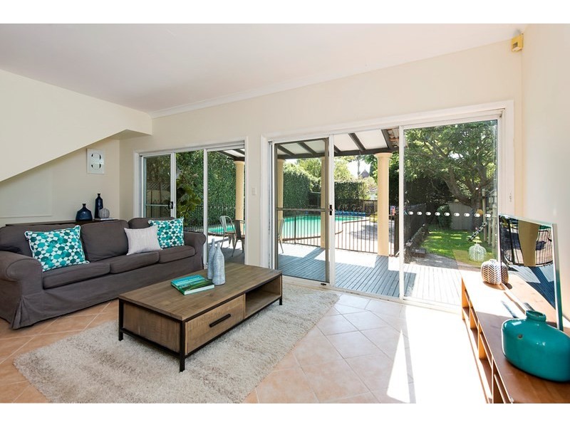 11 Ferncourt Avenue, Roseville NSW 2069