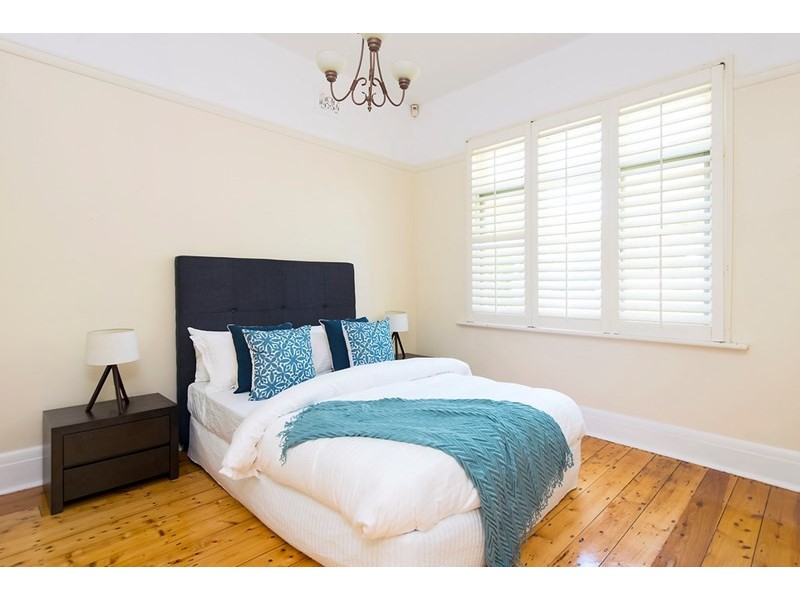 11 Ferncourt Avenue, Roseville NSW 2069