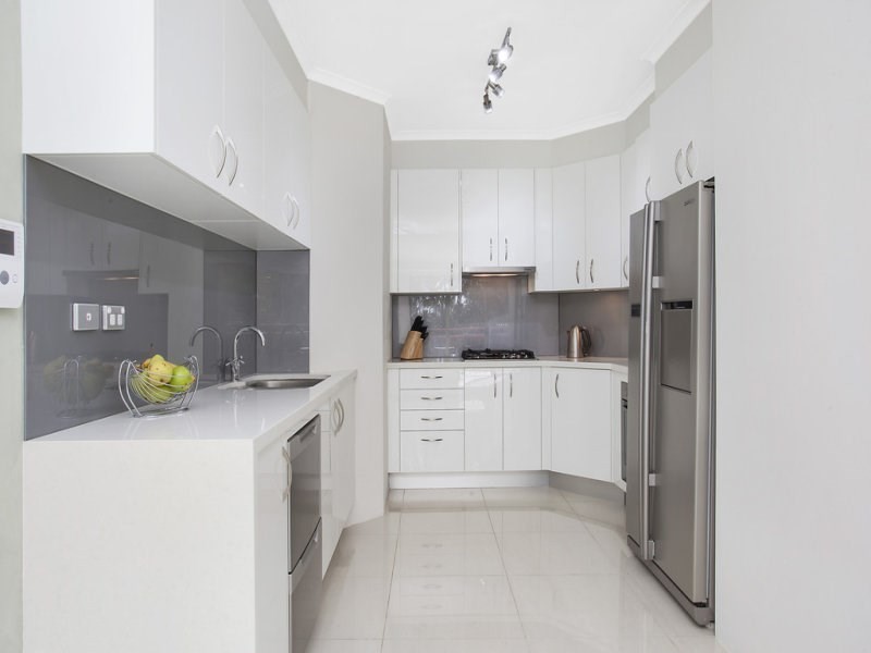 9/15A Herbert Street, St Leonards NSW 2065