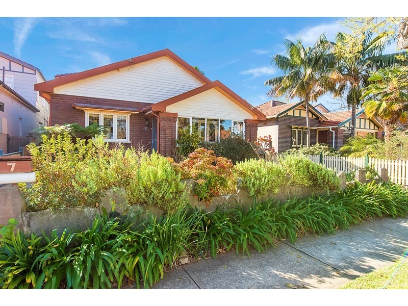 7 Crabbes Avenue, Willoughby NSW 2068