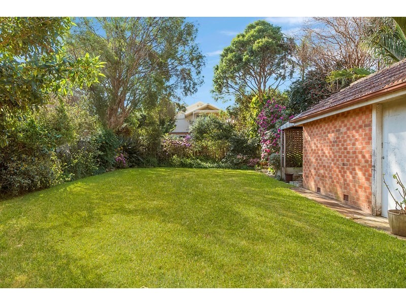 7 Crabbes Avenue, Willoughby NSW 2068