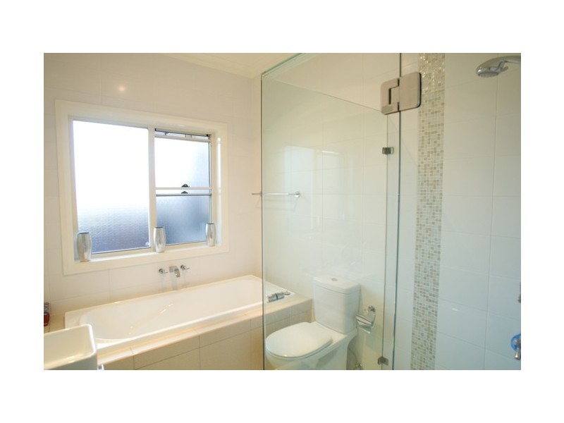 2 Kalgoorlie Street, Willoughby NSW 2068