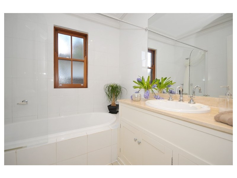 17 Chiltern Road, Willoughby NSW 2068