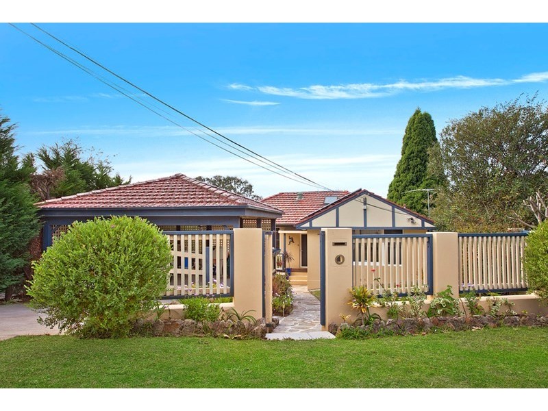 13 Victoria Avenue, Middle Cove NSW 2068