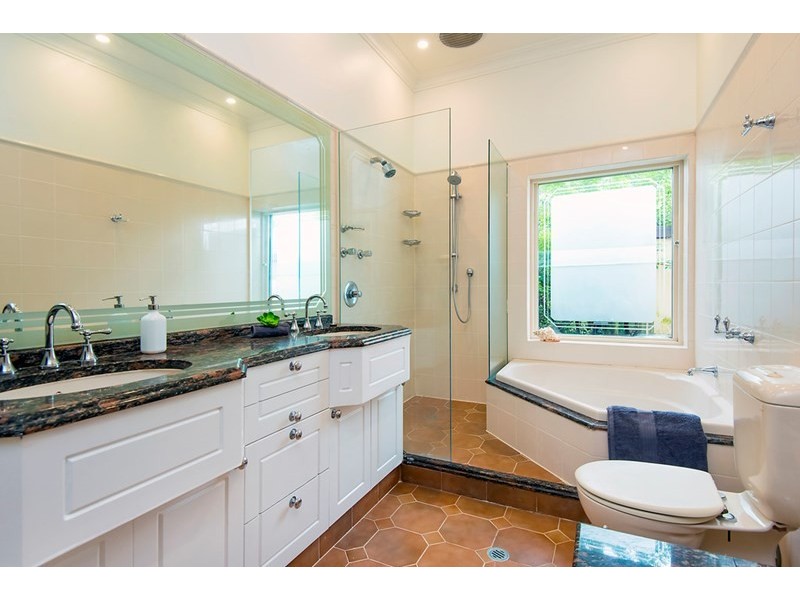 1 Pyrl Road, Artarmon NSW 2064