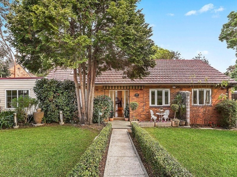 11 Sluman Street, Denistone NSW 2114