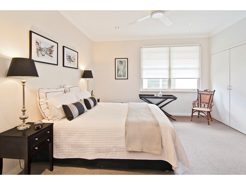 17 Victoria Avenue, Middle Cove NSW 2068