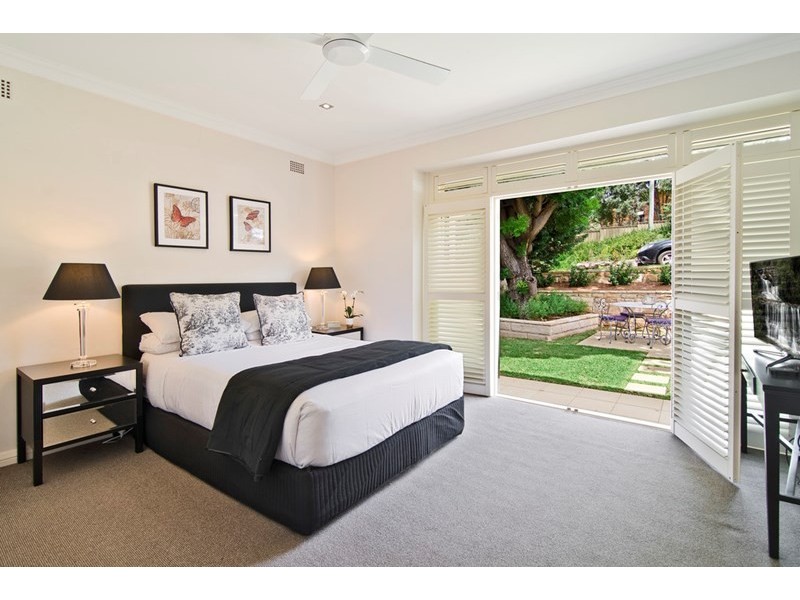 17 Victoria Avenue, Middle Cove NSW 2068