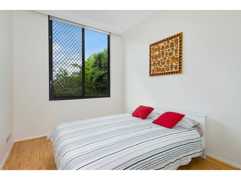 4/9 Herbert Street, St Leonards NSW 2065