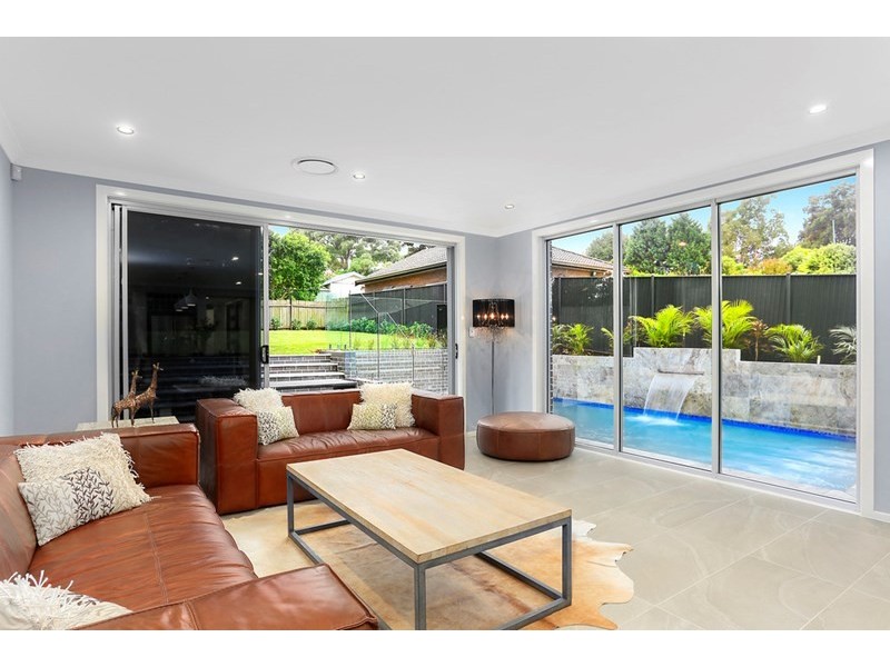 19 Lucknow Street, Willoughby NSW 2068