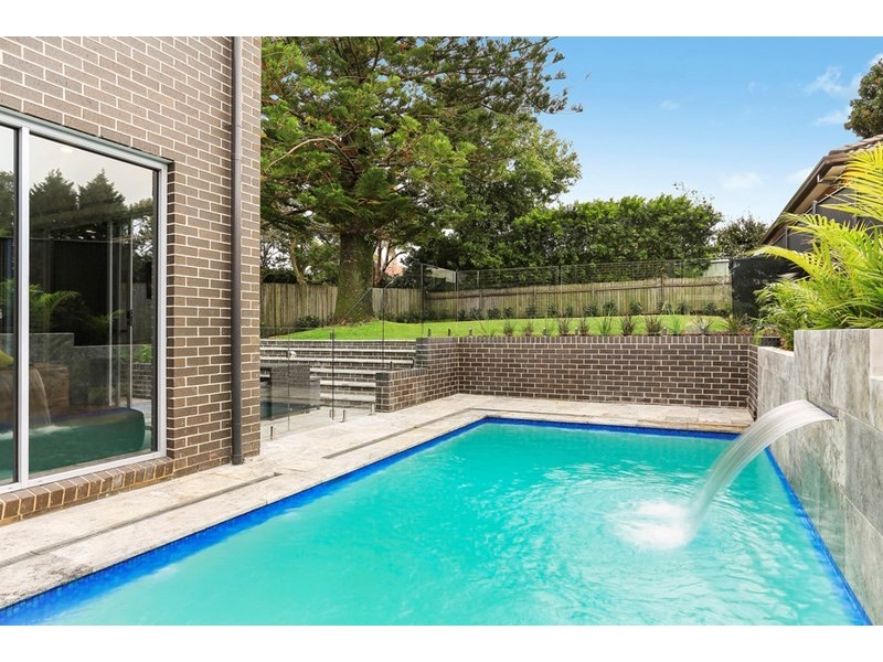 19 Lucknow Street, Willoughby NSW 2068