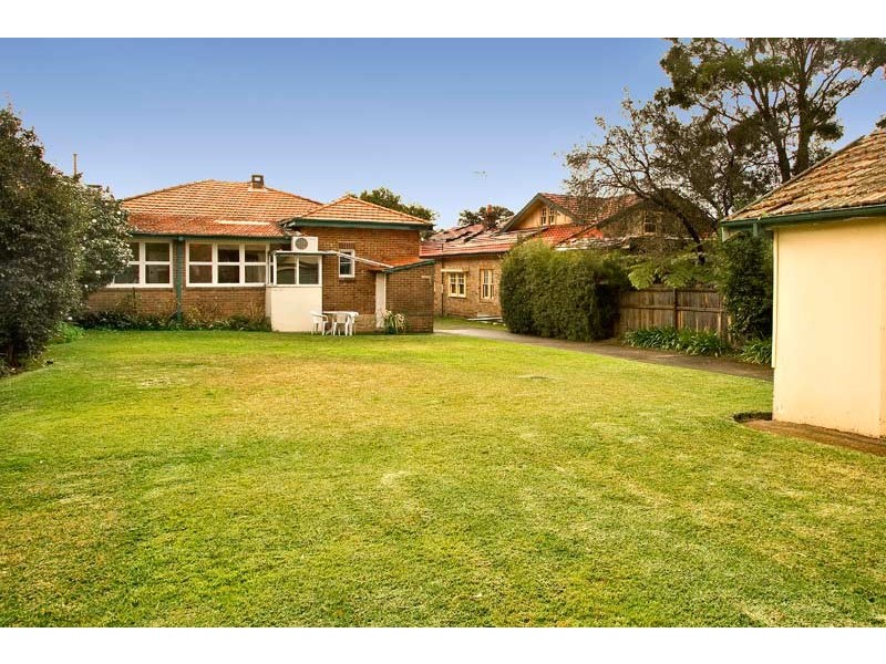 12 Nardoo Road, Willoughby NSW 2068