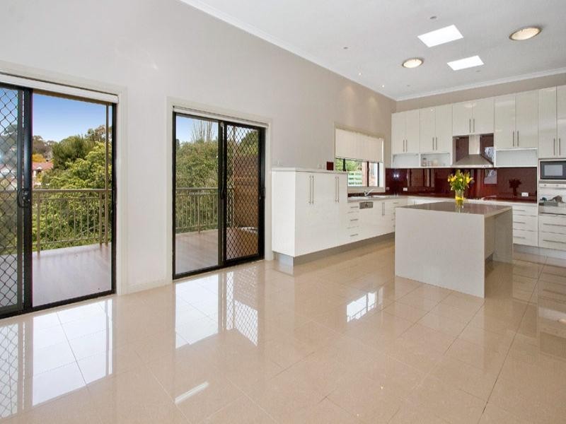 4 Morotai Avenue, Castlecrag NSW 2068