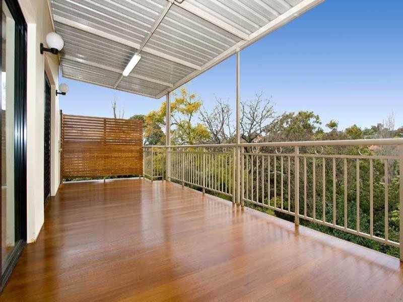 4 Morotai Avenue, Castlecrag NSW 2068