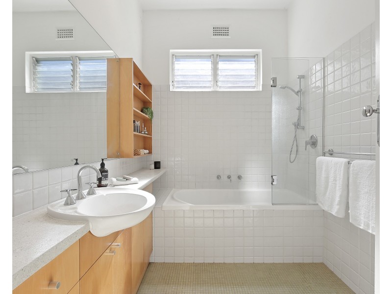 2A Cobar Street, Willoughby NSW 2068