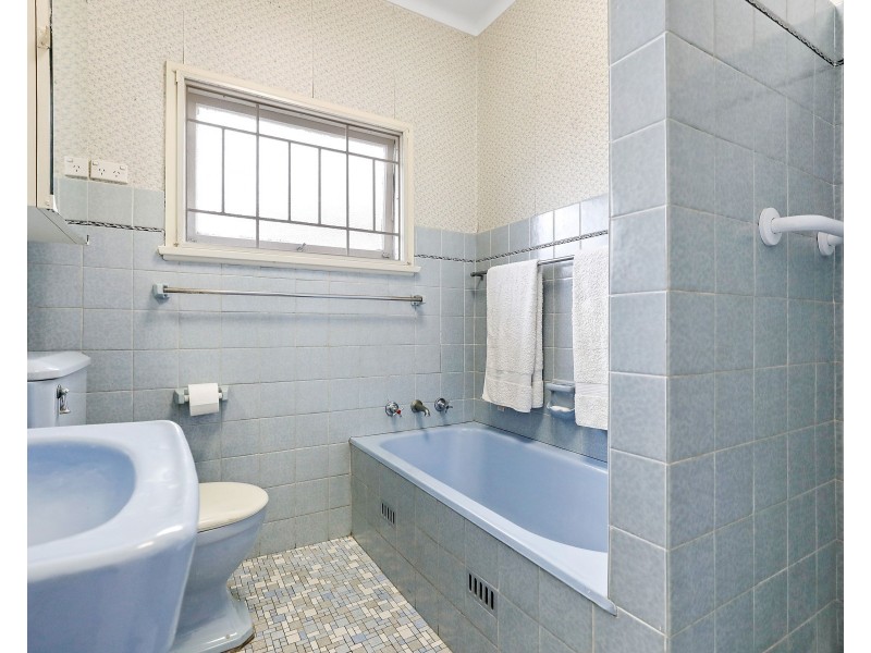 24 Alpha Road, Willoughby NSW 2068