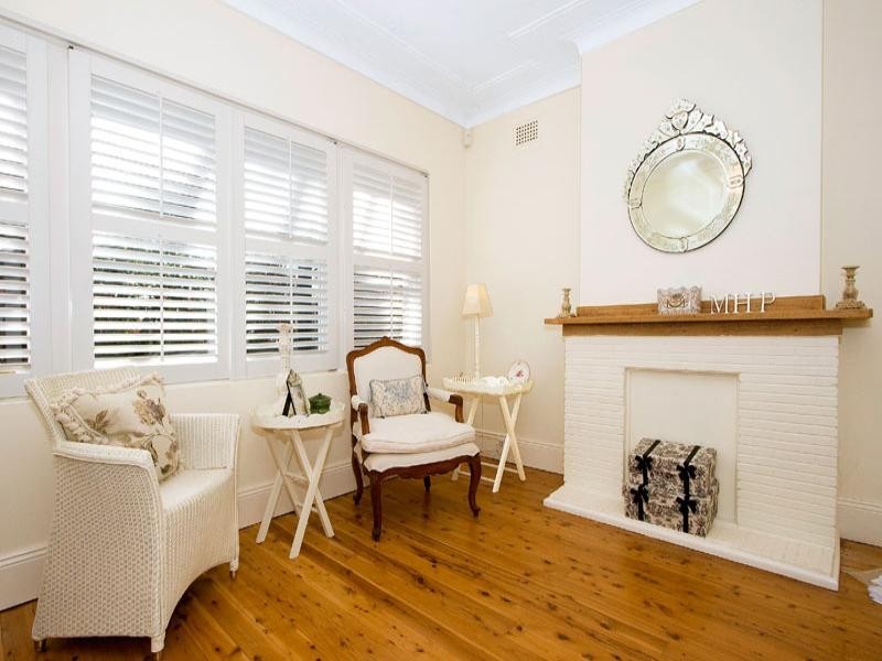 124 Shirley Road, Roseville NSW 2069