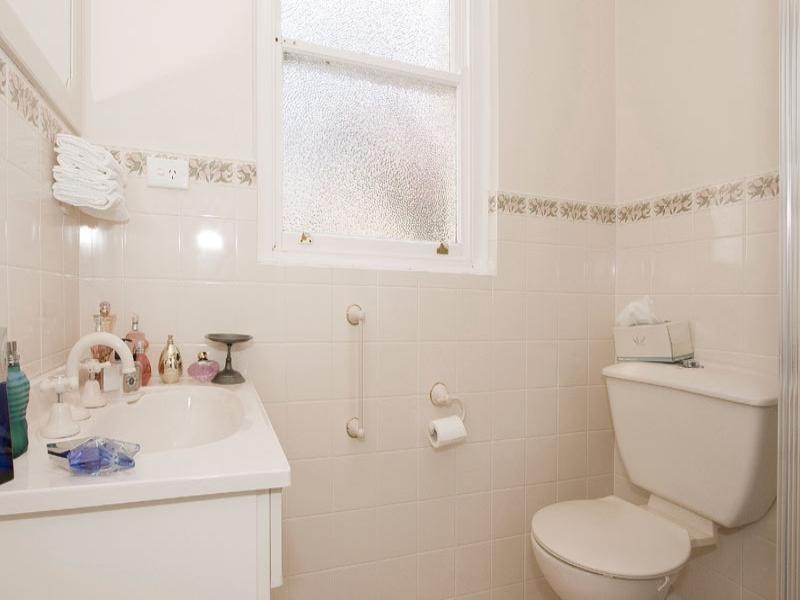 124 Shirley Road, Roseville NSW 2069