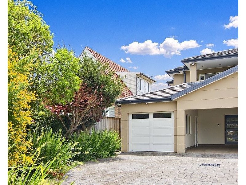 18 Kanoona Avenue, St Ives NSW 2075