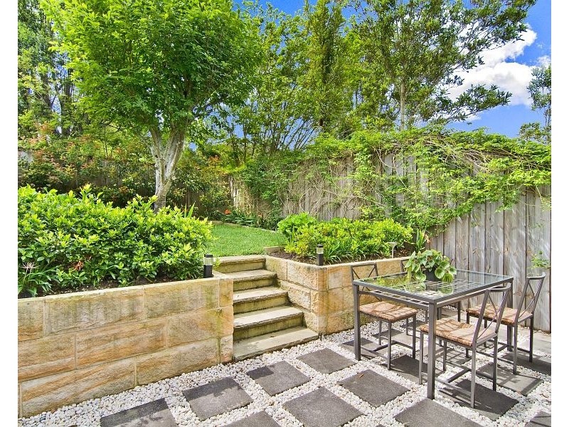 18 Kanoona Avenue, St Ives NSW 2075