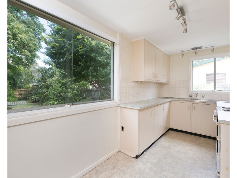 8 Crabbes Avenue, Willoughby NSW 2068