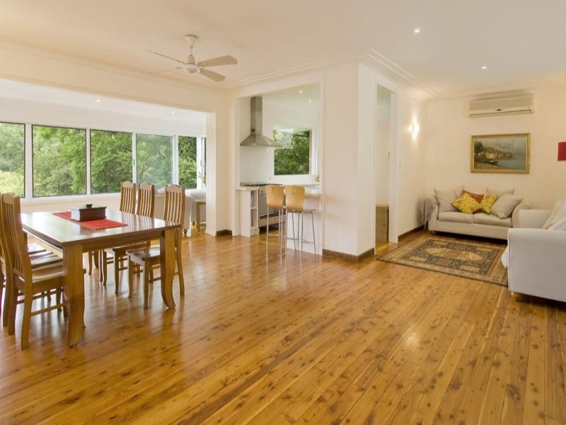 323 Eastern Valley Way, Middle Cove NSW 2068