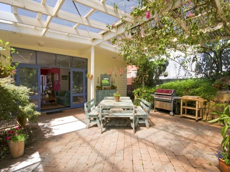19 Farnell Street, Curl Curl NSW 2096