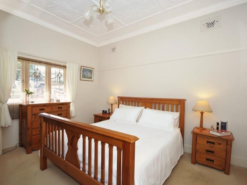 22 Lucknow Street, Willoughby NSW 2068