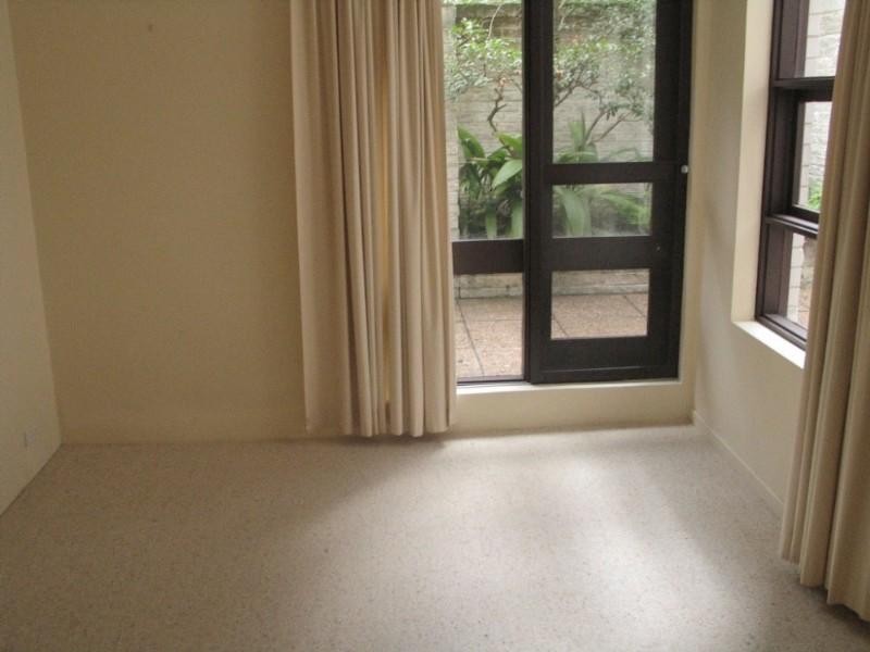 10/2 Artarmon Road, Willoughby NSW 2068