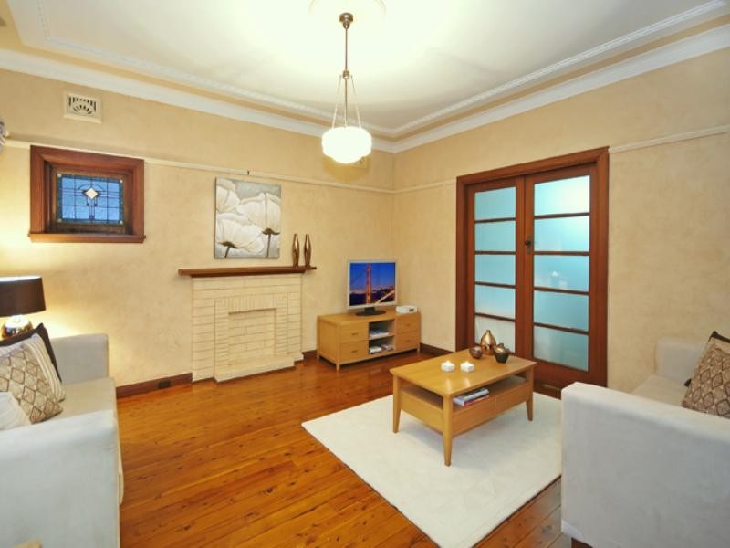 3 Mcclelland Street, Willoughby NSW 2068