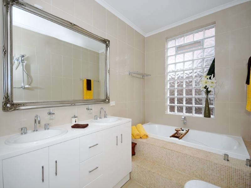 80 Laurel Street, Willoughby NSW 2068