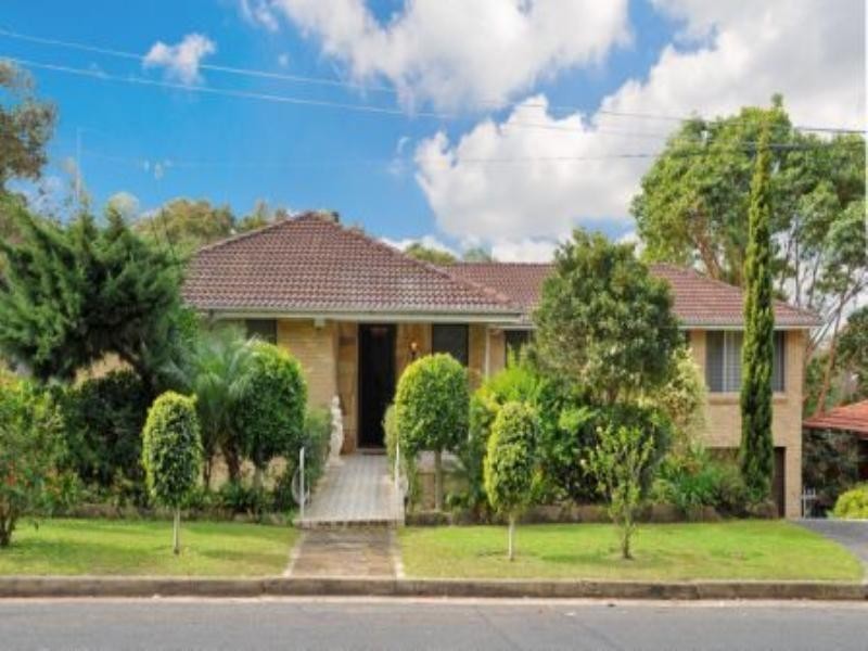 27 Covelee Circuit, Middle Cove NSW 2068