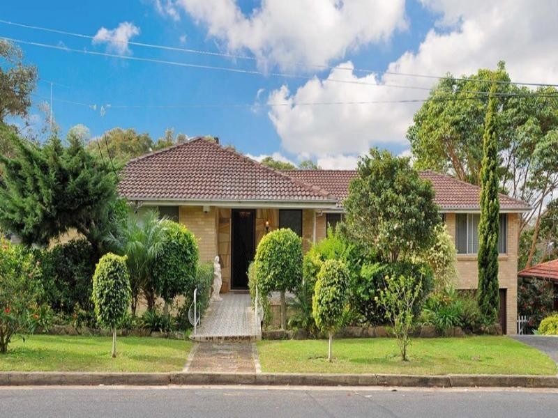 27 Covelee Circuit, Middle Cove NSW 2068