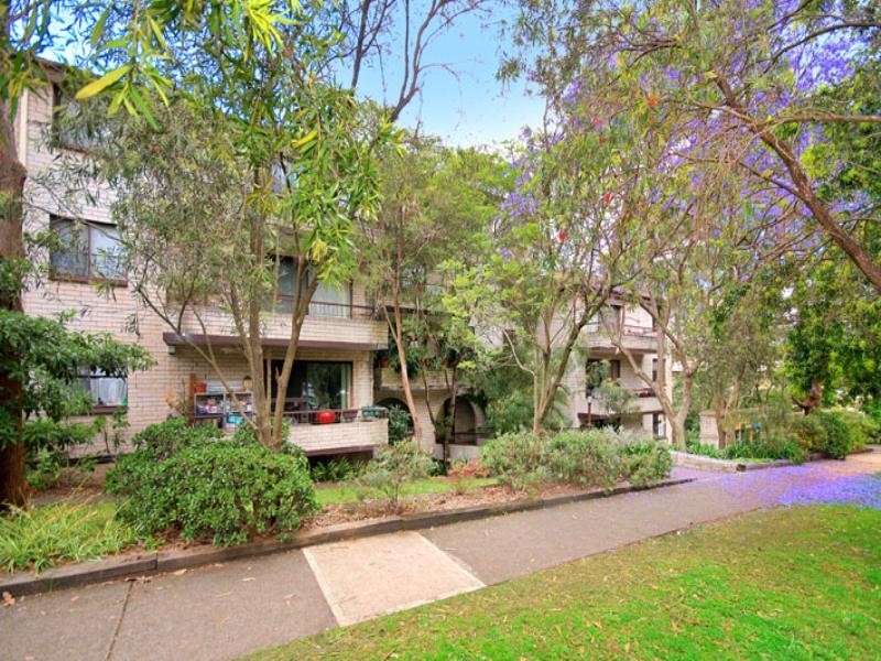 12/2 Barton Road, Artarmon NSW 2064