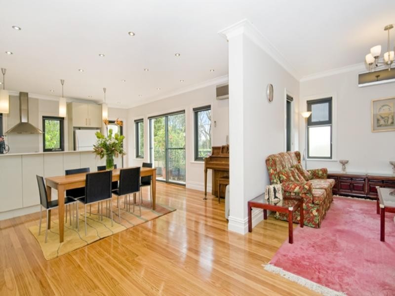 1 Pendey Street, Willoughby NSW 2068