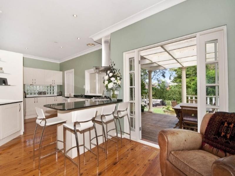 8 Ferndale Street, Chatswood NSW 2067