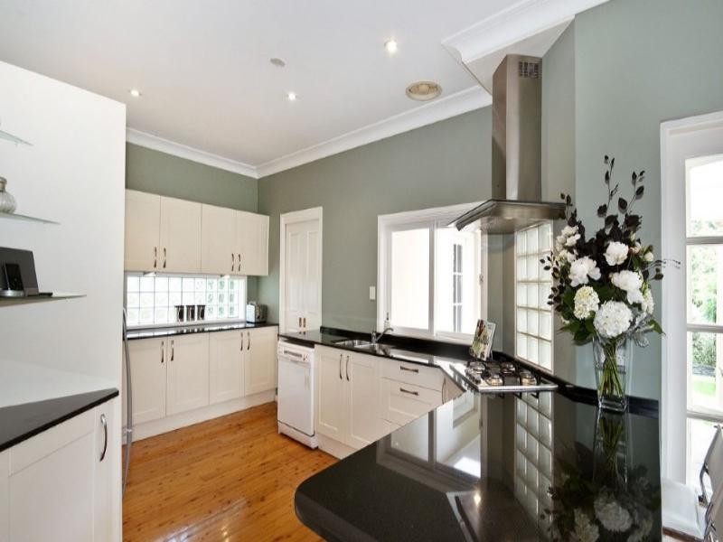 8 Ferndale Street, Chatswood NSW 2067