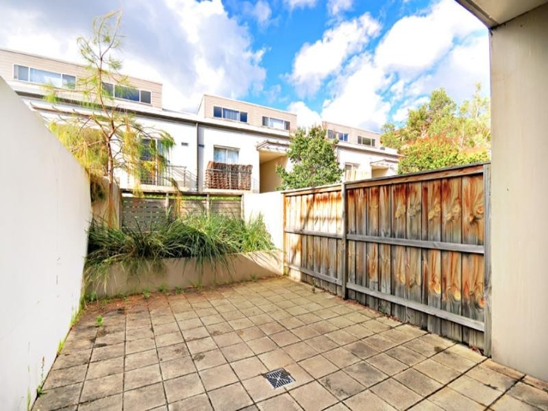 18/75 Stanley Street, Chatswood NSW 2067