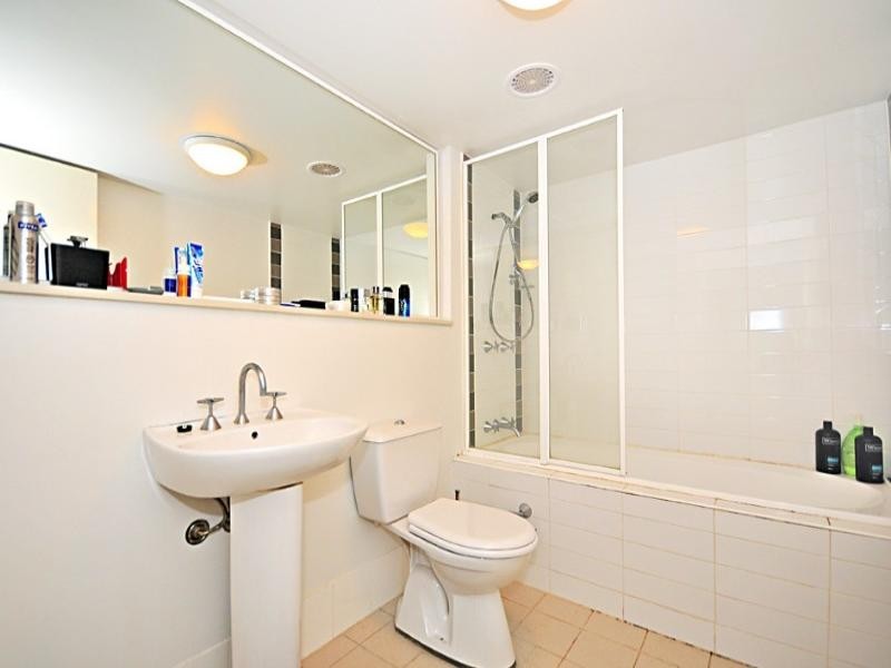 18/75 Stanley Street, Chatswood NSW 2067