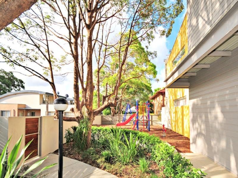 18/75 Stanley Street, Chatswood NSW 2067