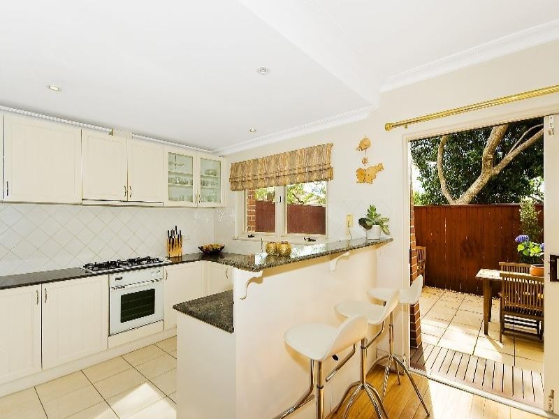 2/96a Shirley Road, Wollstonecraft NSW 2065