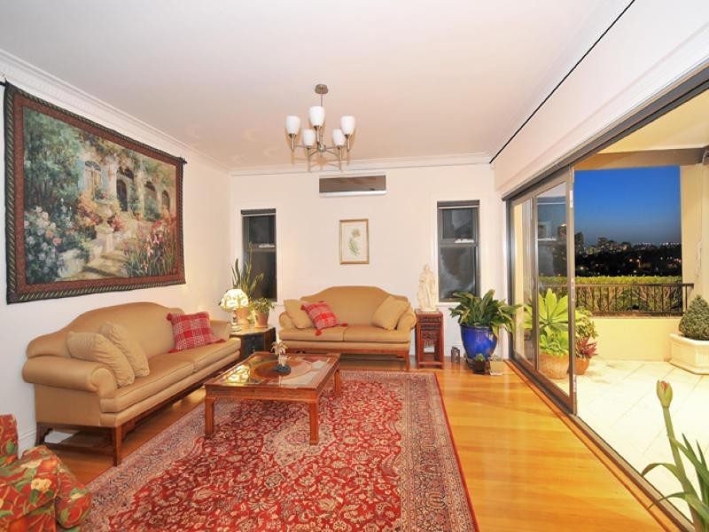 1 Pendey Street, Willoughby NSW 2068